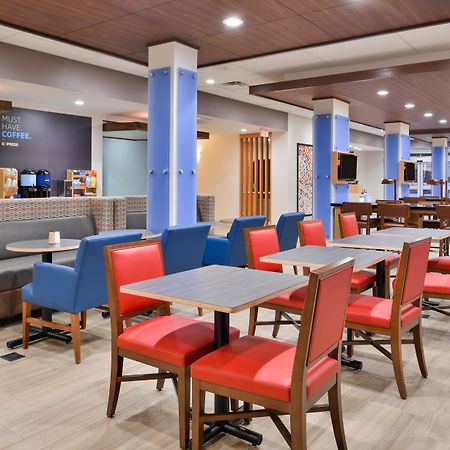 Holiday Inn Express - Early By Ihg Exterior photo