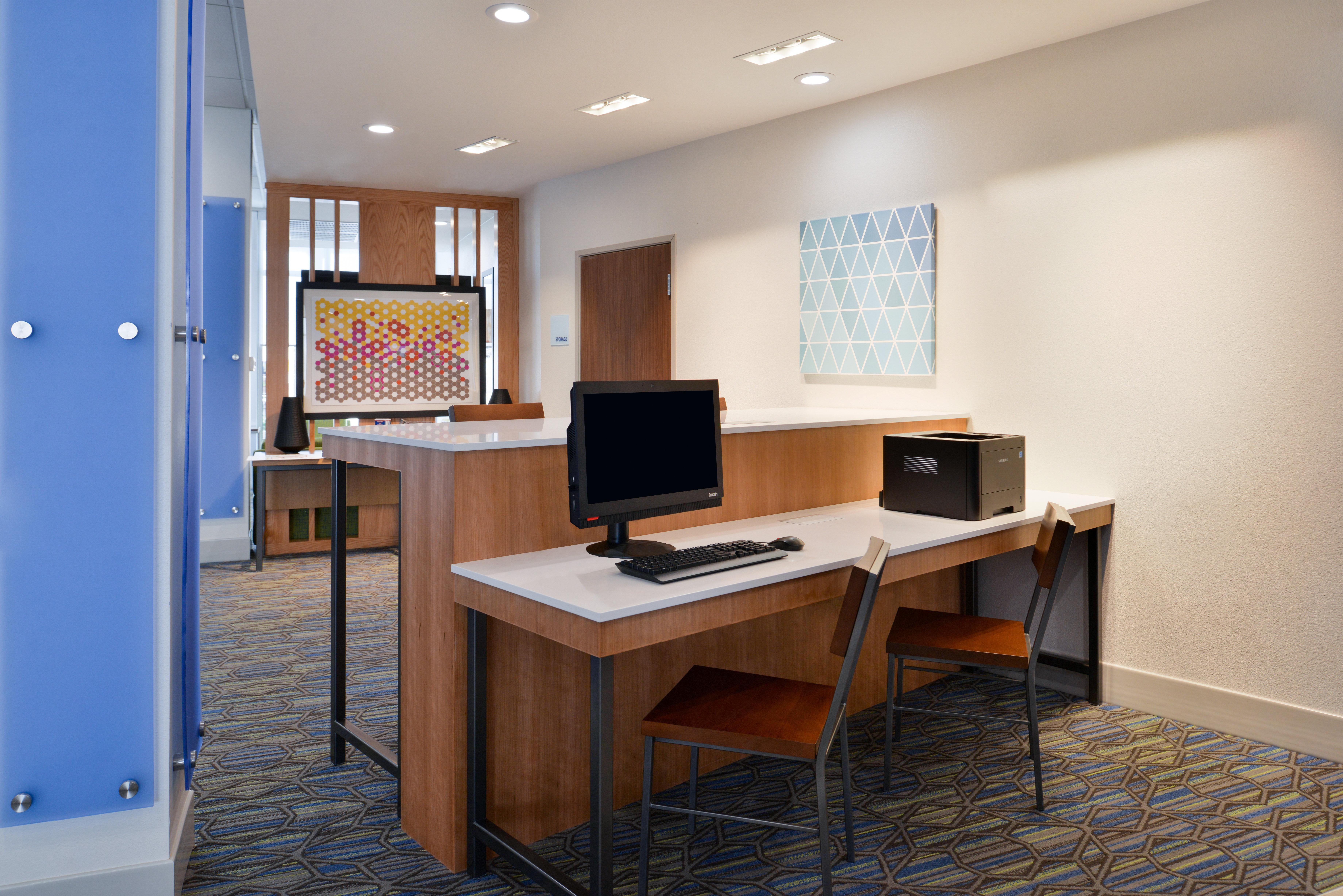 Holiday Inn Express - Early By Ihg Exterior photo
